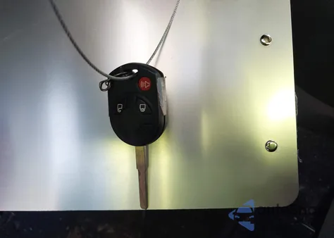 2019 Ford Escape S z USA, uszkodzony, nr VIN 1FMCU0F73KUB22896